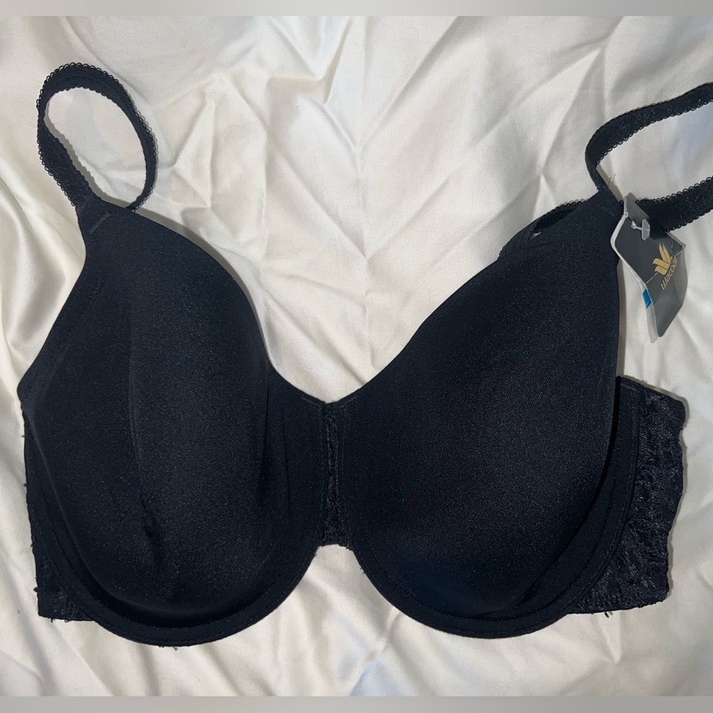 Wacoal black lace underwire bra